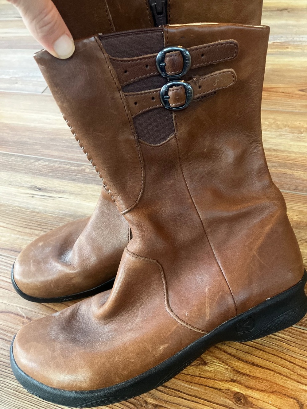 Keen Bern Baby Bern Boots Women's 10 Brown Leather Mid Calf Riding Waterproof